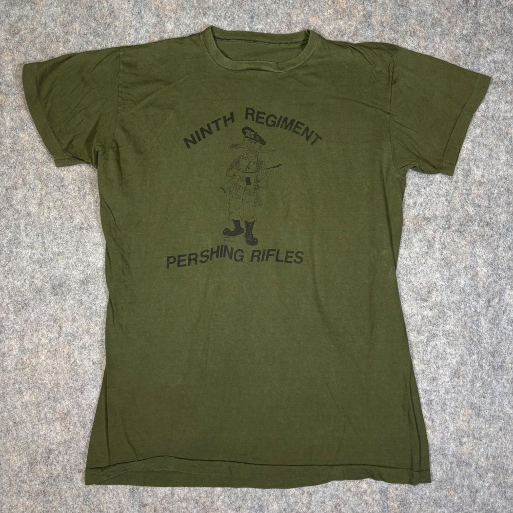 VTG Ninth Regiment Pershing Rifles Larry Bartlett T-Shirt Green M Single‎ Stitch